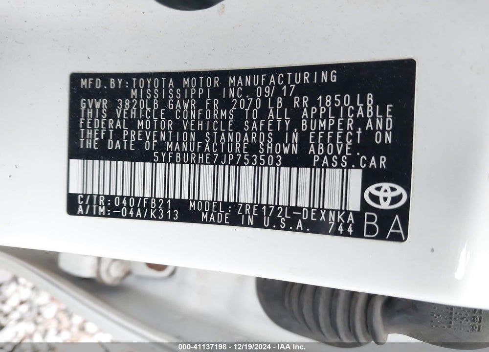2018 TOYOTA COROLLA LE VIN: 5YFBURHE7JP753503