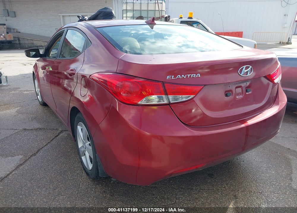 2013 HYUNDAI ELANTRA GLS VIN: 5NPDH4AE7DH379468