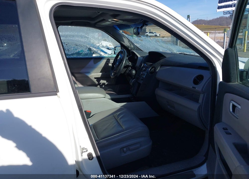 2013 HONDA PILOT EX-L VIN: 5FNYF4H57DB083135