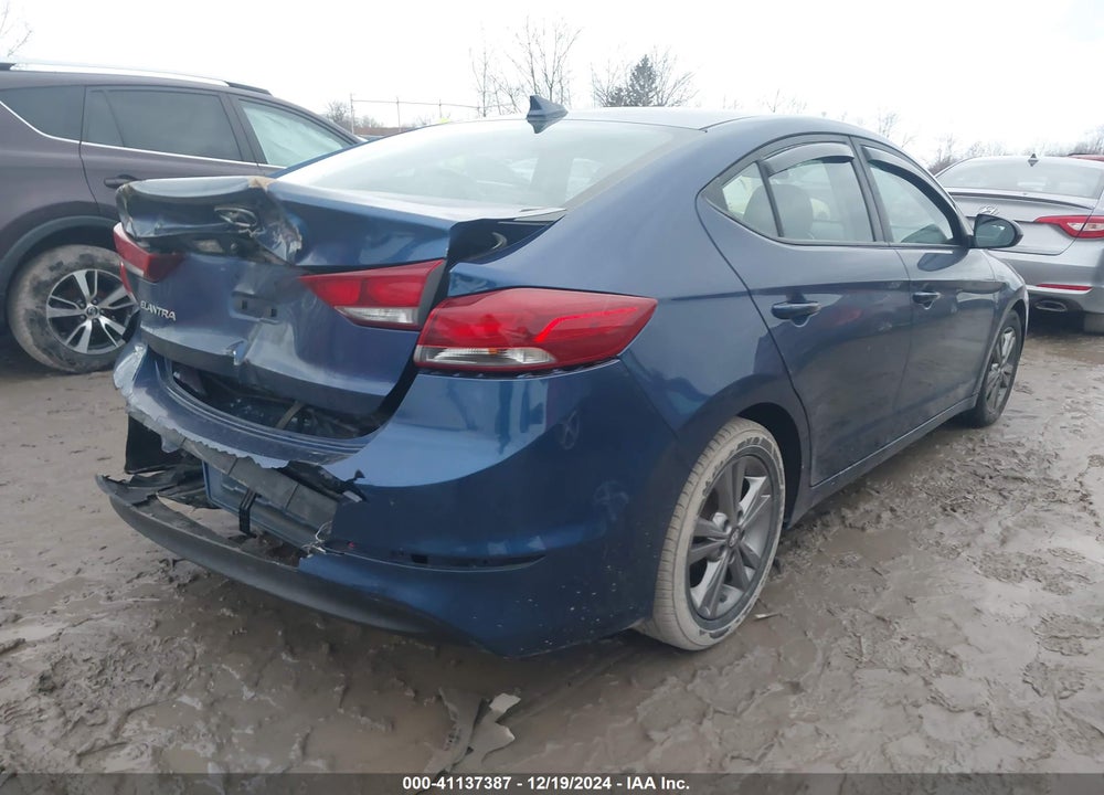 2017 HYUNDAI ELANTRA SE VIN: 5NPD84LF0HH116623