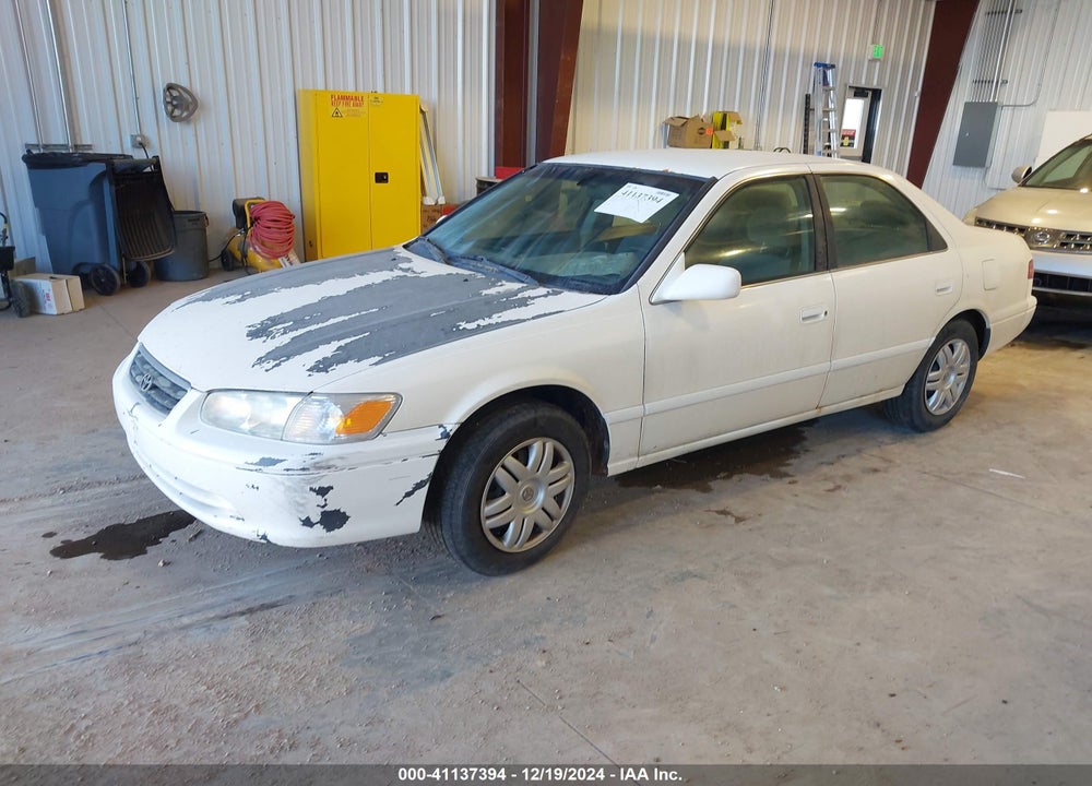 2001 TOYOTA CAMRY LE VIN: 4T1BG22K61U836660
