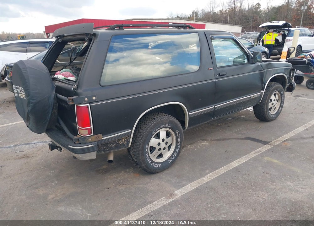 1992 CHEVROLET BLAZER S10 VIN: 1GNCT18Z7N0132958