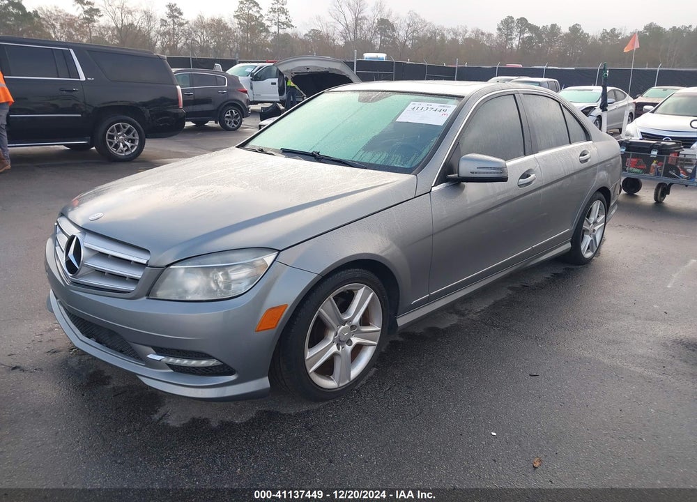 2011 MERCEDES-BENZ C 300 VIN: WDDGF5EB5BR183176