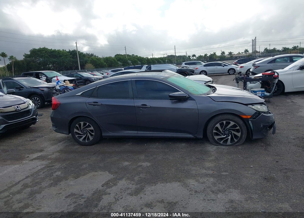 2018 HONDA CIVIC VIN: 2HGFC2F7XJH595682