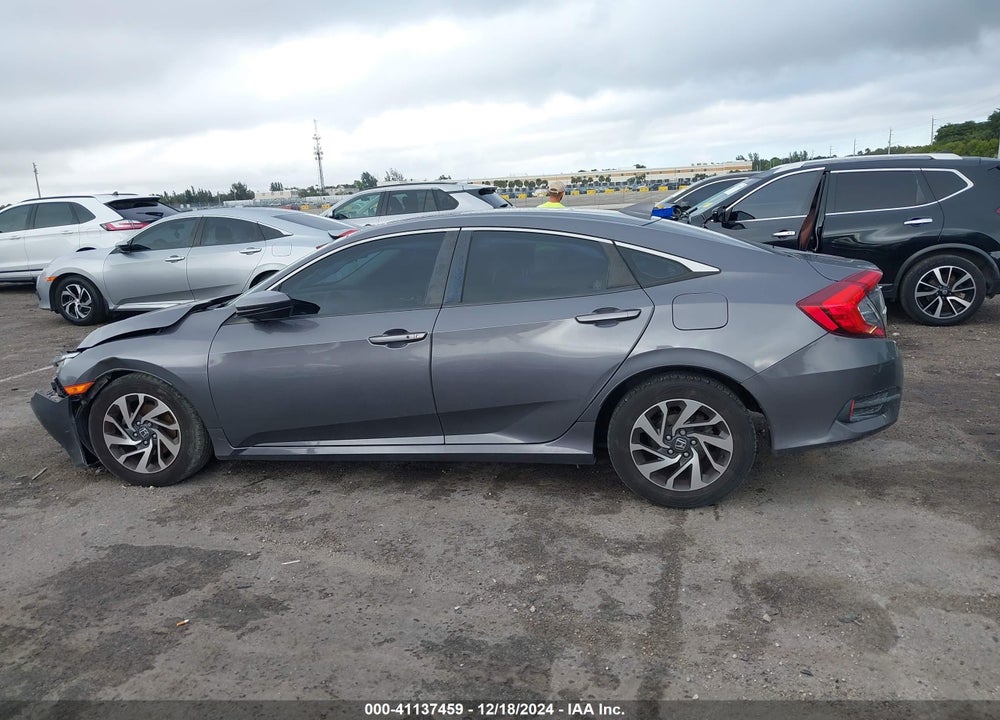 2018 HONDA CIVIC VIN: 2HGFC2F7XJH595682