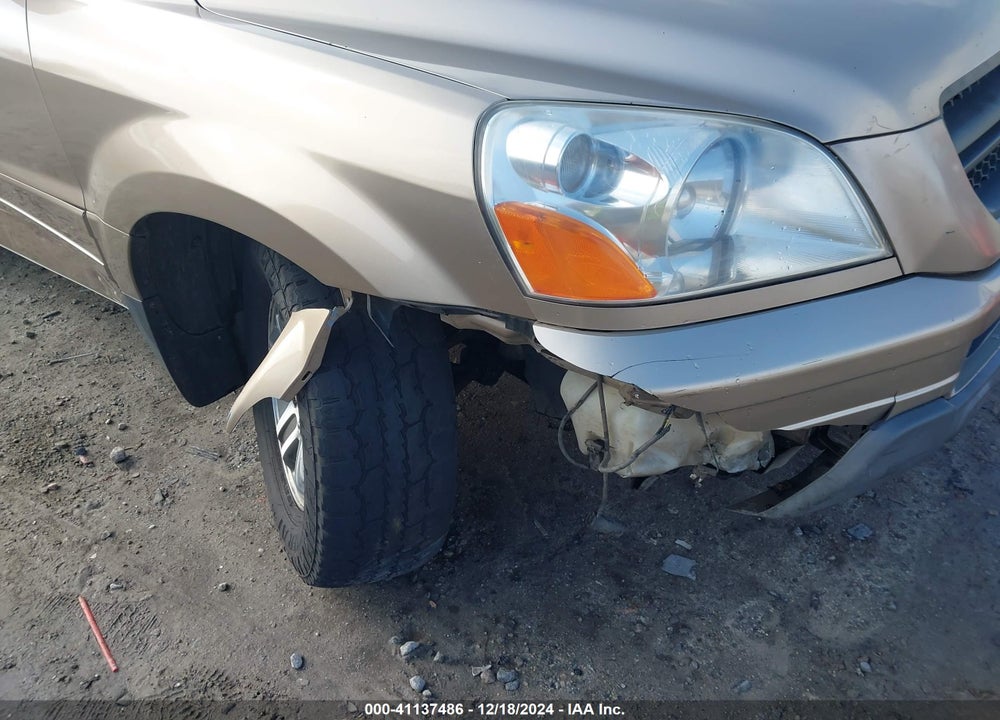 2005 HONDA PILOT EX-L VIN: 5FNYF18535B059799
