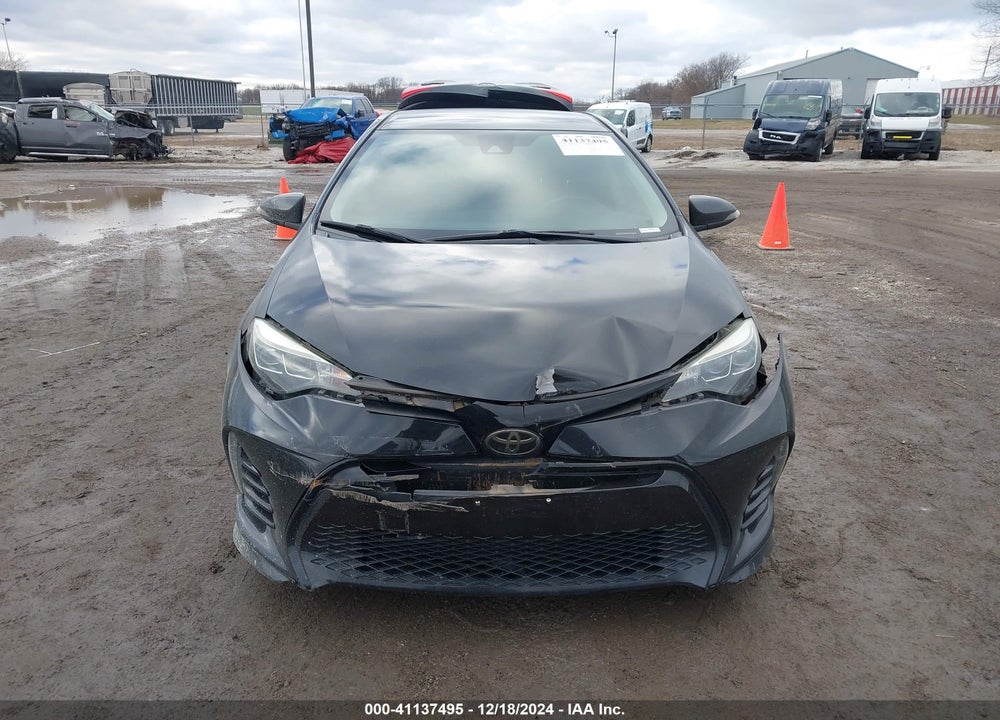 2018 TOYOTA COROLLA SE VIN: 5YFBURHE2JP785842