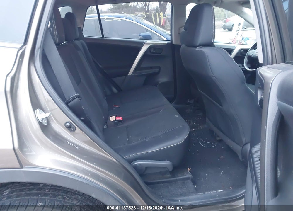 2013 TOYOTA RAV4 XLE VIN: 2T3RFREV4DW031896