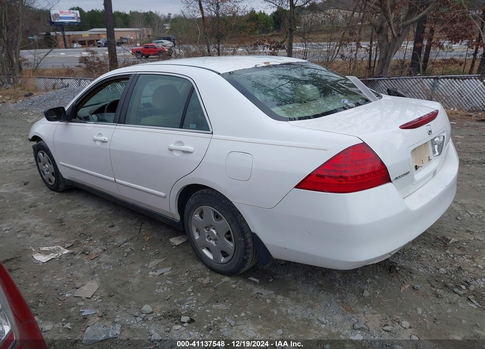2007 HONDA ACCORD 2.4 LX VIN: 3HGCM56447G711622