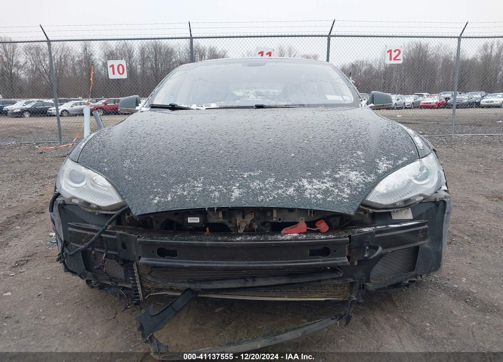 2014 TESLA MODEL S P85 VIN: 5YJSA1H14EFP34190