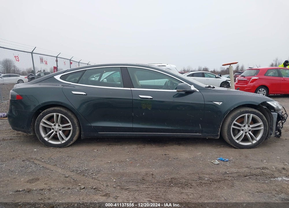 2014 TESLA MODEL S P85 VIN: 5YJSA1H14EFP34190