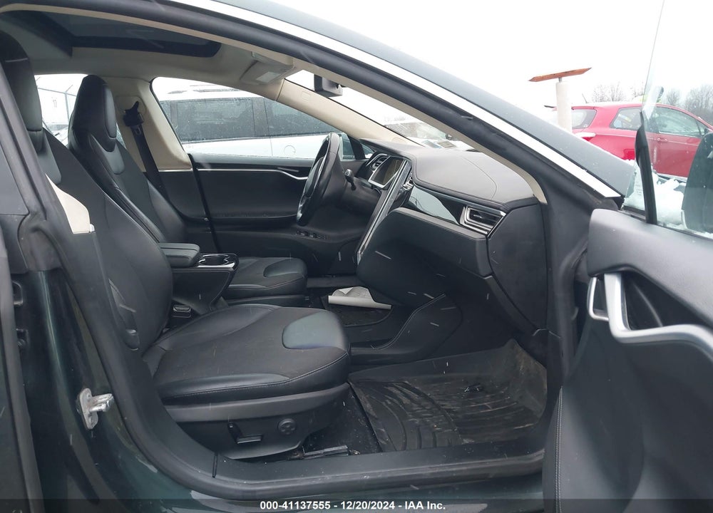 2014 TESLA MODEL S P85 VIN: 5YJSA1H14EFP34190