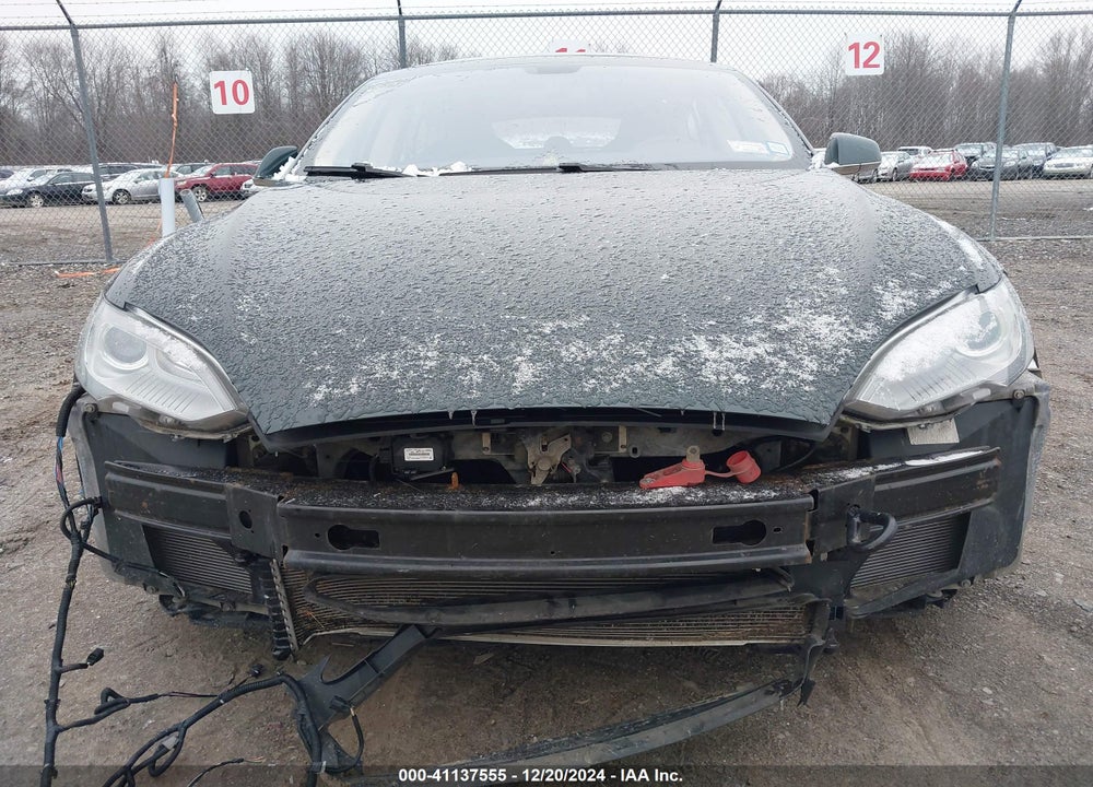2014 TESLA MODEL S P85 VIN: 5YJSA1H14EFP34190