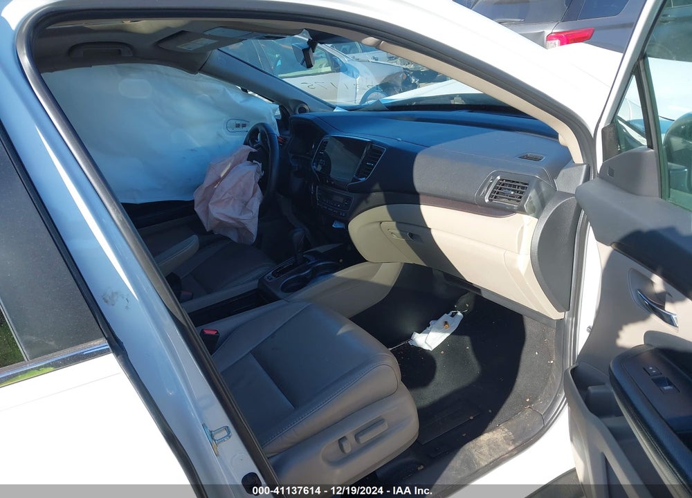 2020 HONDA PILOT VIN: 5FNYF6H53LB021175