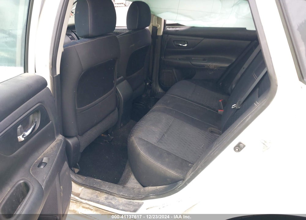 2016 NISSAN ALTIMA VIN: 1N4AL3AP3GN379555