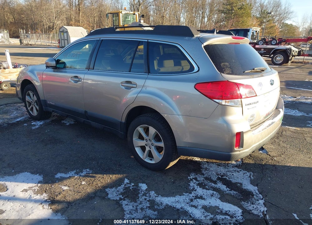 2014 SUBARU OUTBACK 2.5I PREMIUM VIN: 4S4BRBCC8E3200190
