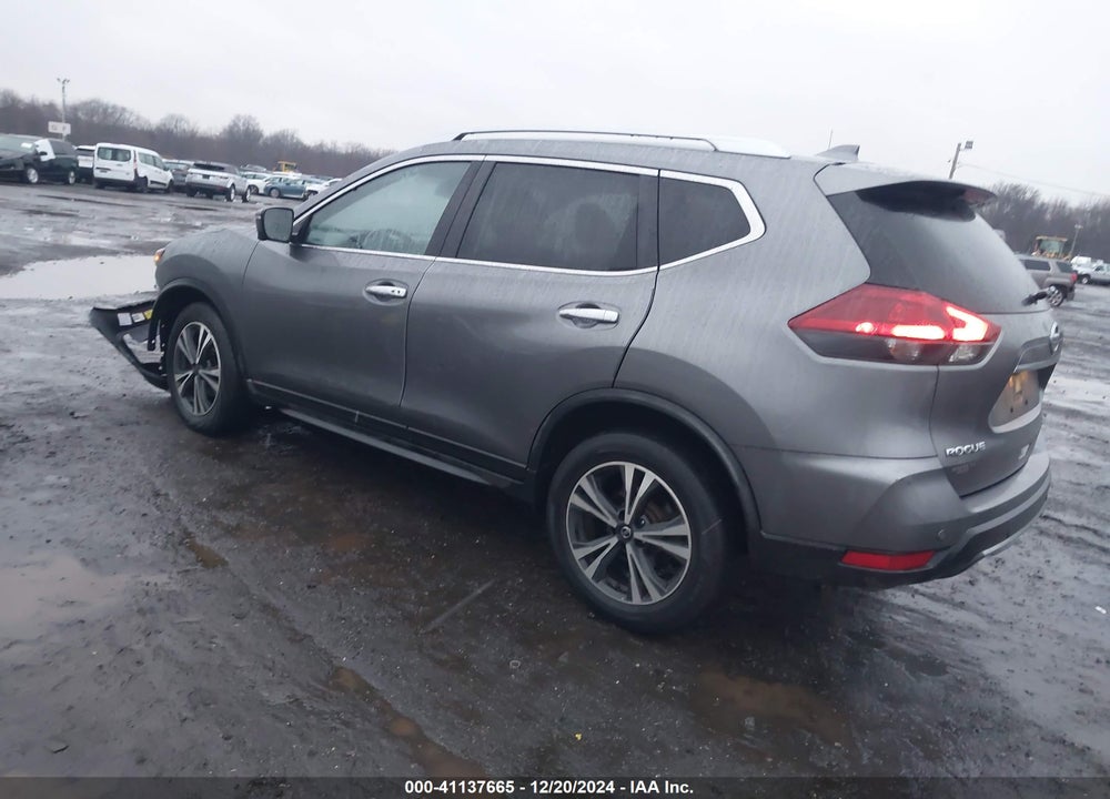 2019 NISSAN ROGUE SV VIN: JN8AT2MT1KW268068
