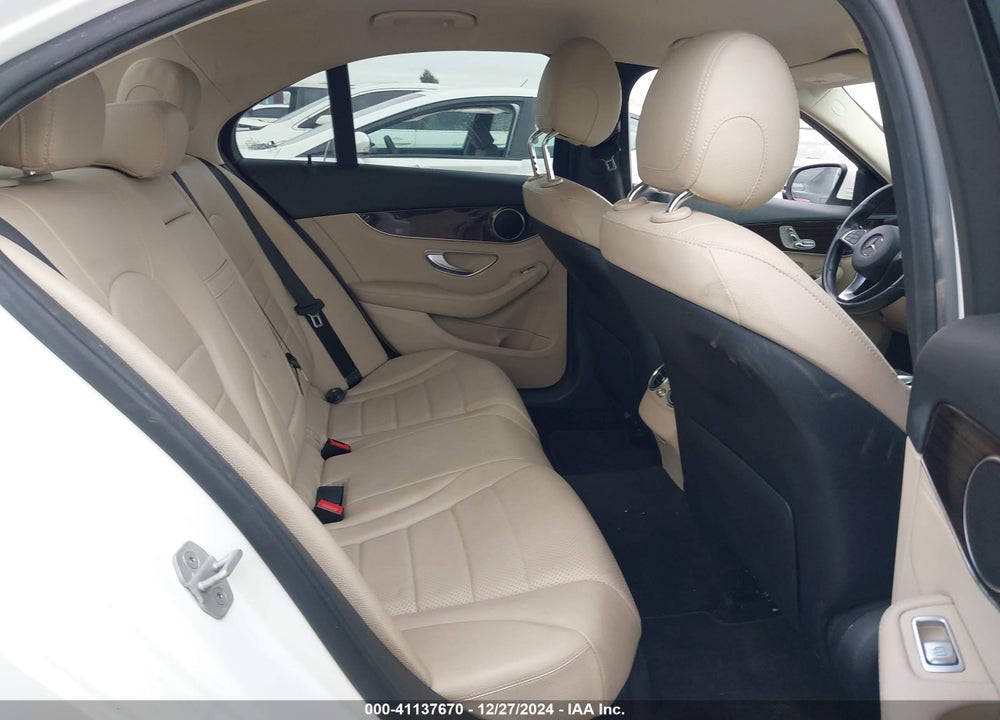 2016 MERCEDES-BENZ C 300 VIN: 55SWF4JB1GU105771