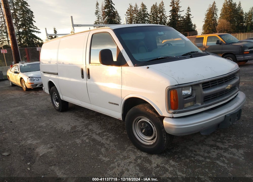 1998 CHEVROLET CHEVY VAN G3500 VIN: 1GCHG35RXW1016846