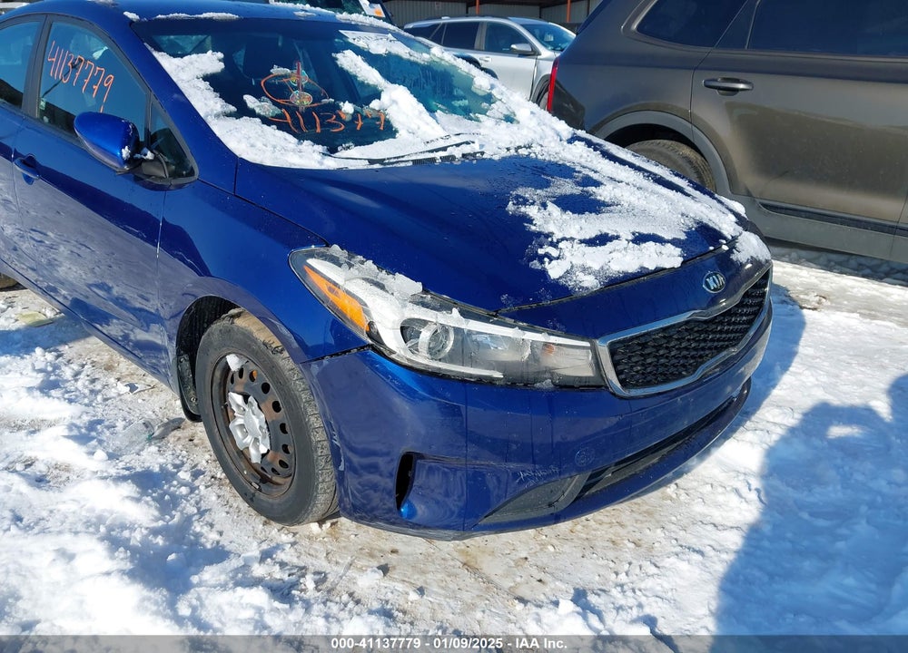 2017 KIA FORTE VIN: 3KPFK4A72HE059965