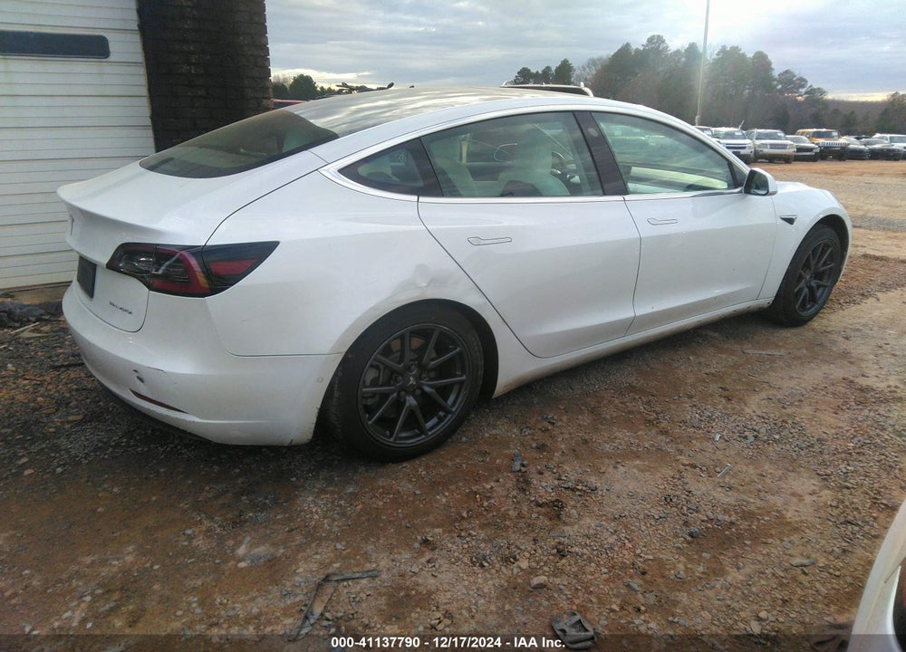 2019 TESLA MODEL 3 VIN: 5YJ3E1EB1KF513163