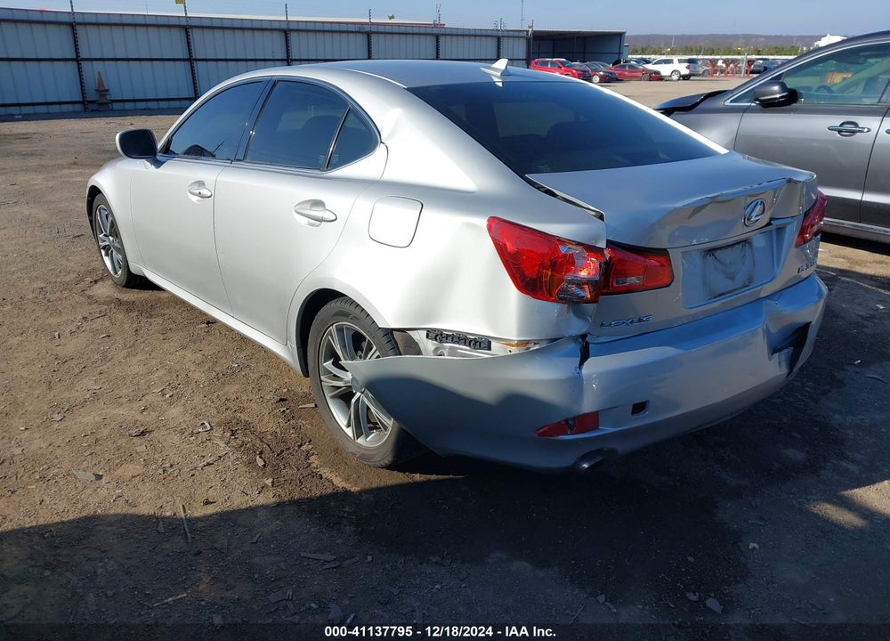 2007 LEXUS IS 350 VIN: JTHBE262172011715