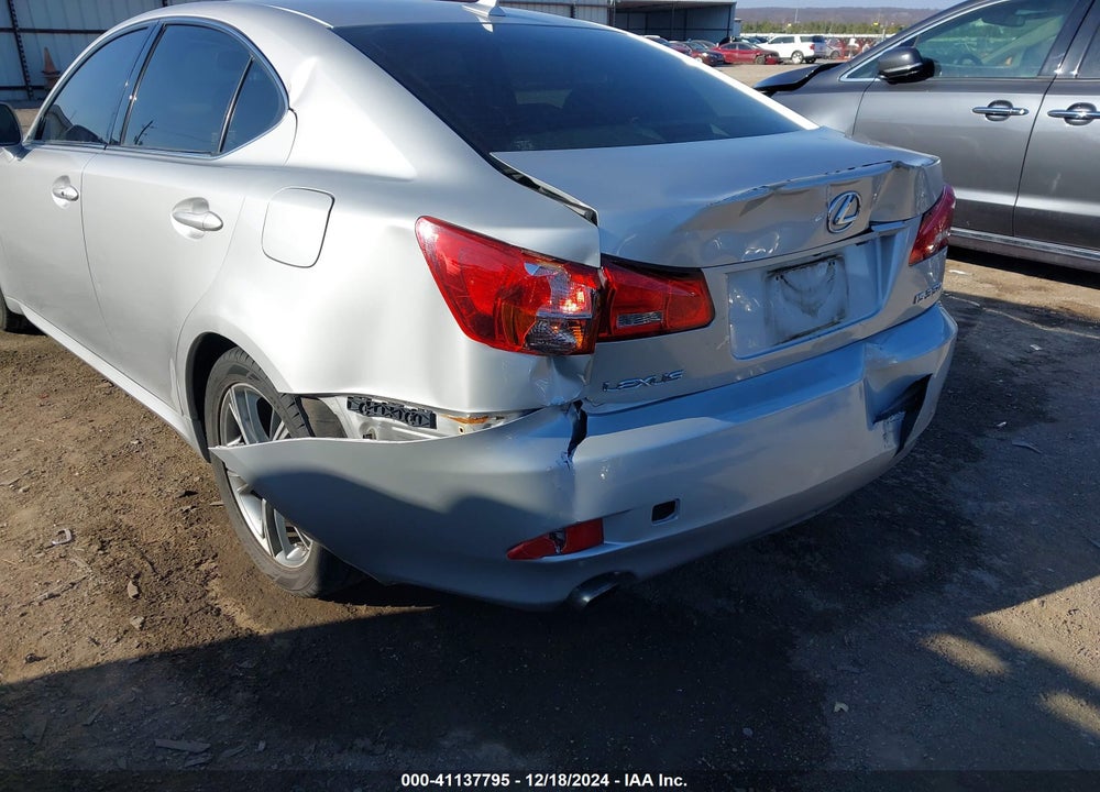 2007 LEXUS IS 350 VIN: JTHBE262172011715