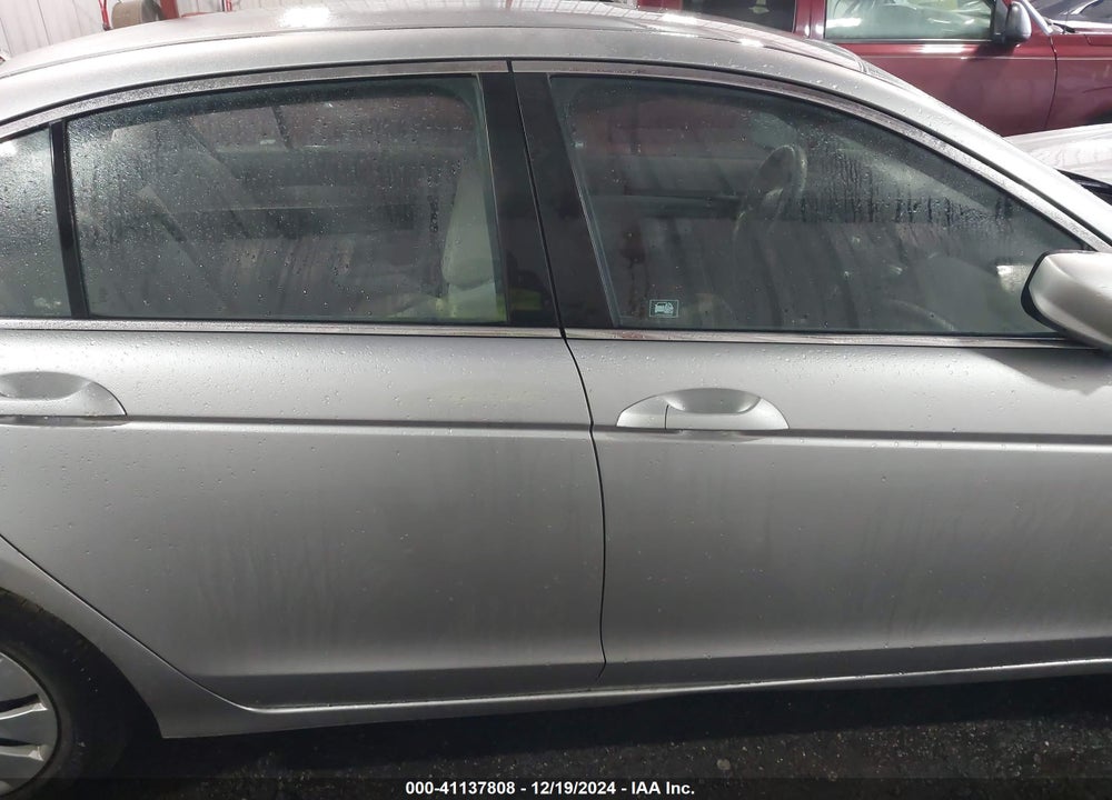 2008 HONDA ACCORD 2.4 LX VIN: 1HGCP263X8A016218