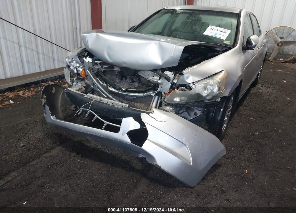 2008 HONDA ACCORD 2.4 LX VIN: 1HGCP263X8A016218