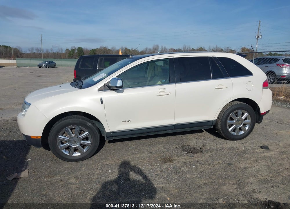 2008 LINCOLN MKX VIN: 2LMDU68C28BJ25017