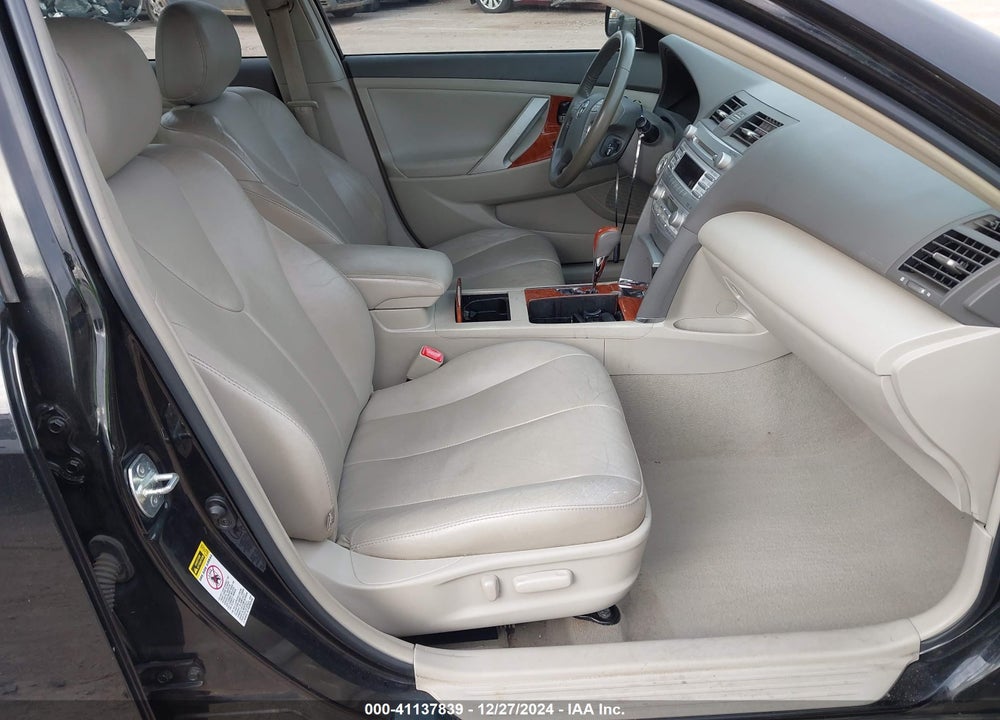 2011 TOYOTA CAMRY XLE VIN: 4T4BF3EK1BR203172