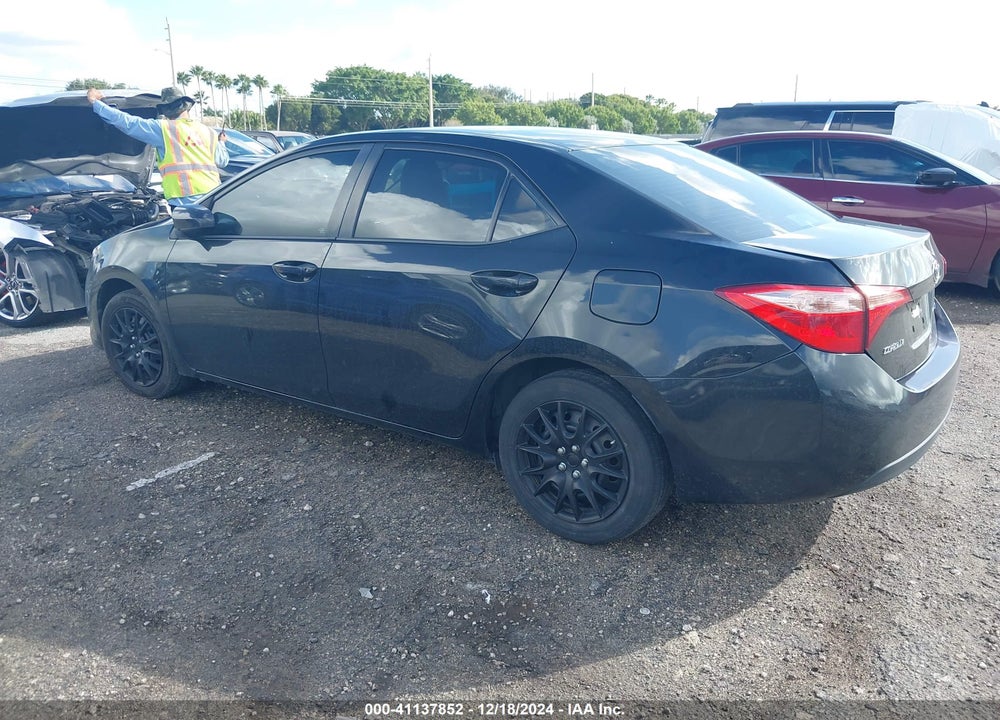 2018 TOYOTA COROLLA VIN: 2T1BURHE4JC977117
