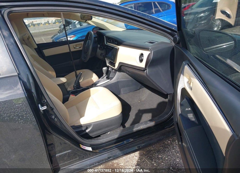 2018 TOYOTA COROLLA VIN: 2T1BURHE4JC977117