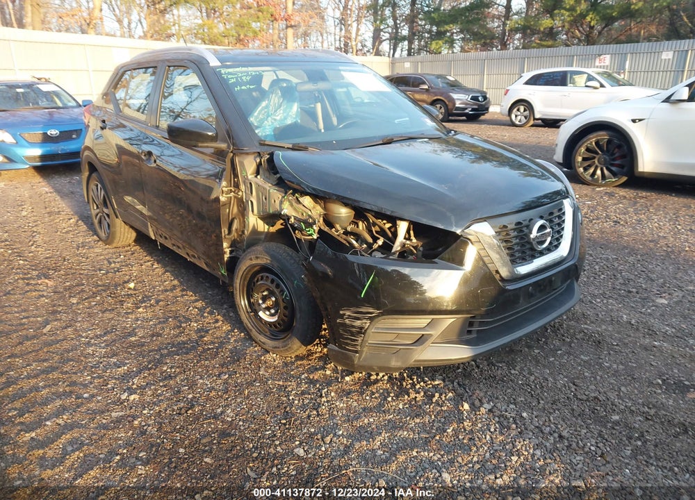 2019 NISSAN KICKS SV VIN: 3N1CP5CU9KL510294