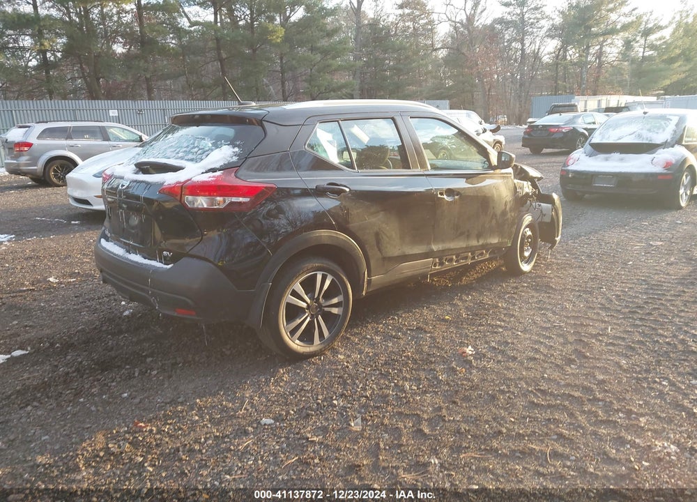 2019 NISSAN KICKS SV VIN: 3N1CP5CU9KL510294