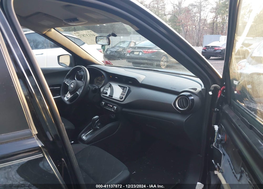 2019 NISSAN KICKS SV VIN: 3N1CP5CU9KL510294