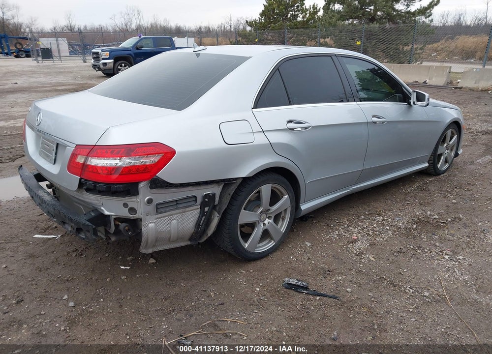2010 MERCEDES-BENZ E 350 VIN: WDDHF5GB1AA192584