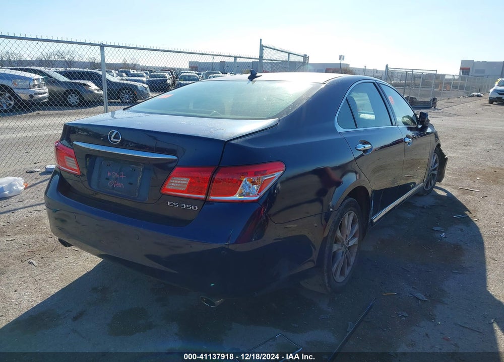 2011 LEXUS ES 350 VIN: JTHBK1EG4B2452358