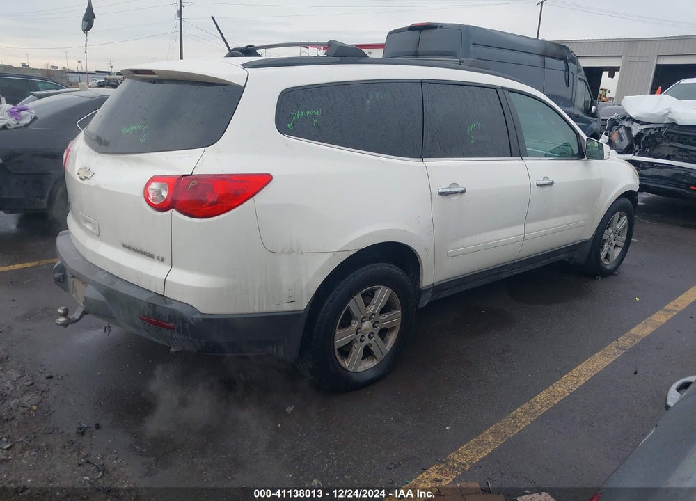 2011 CHEVROLET TRAVERSE 1LT VIN: 1GNKVGED8BJ137769