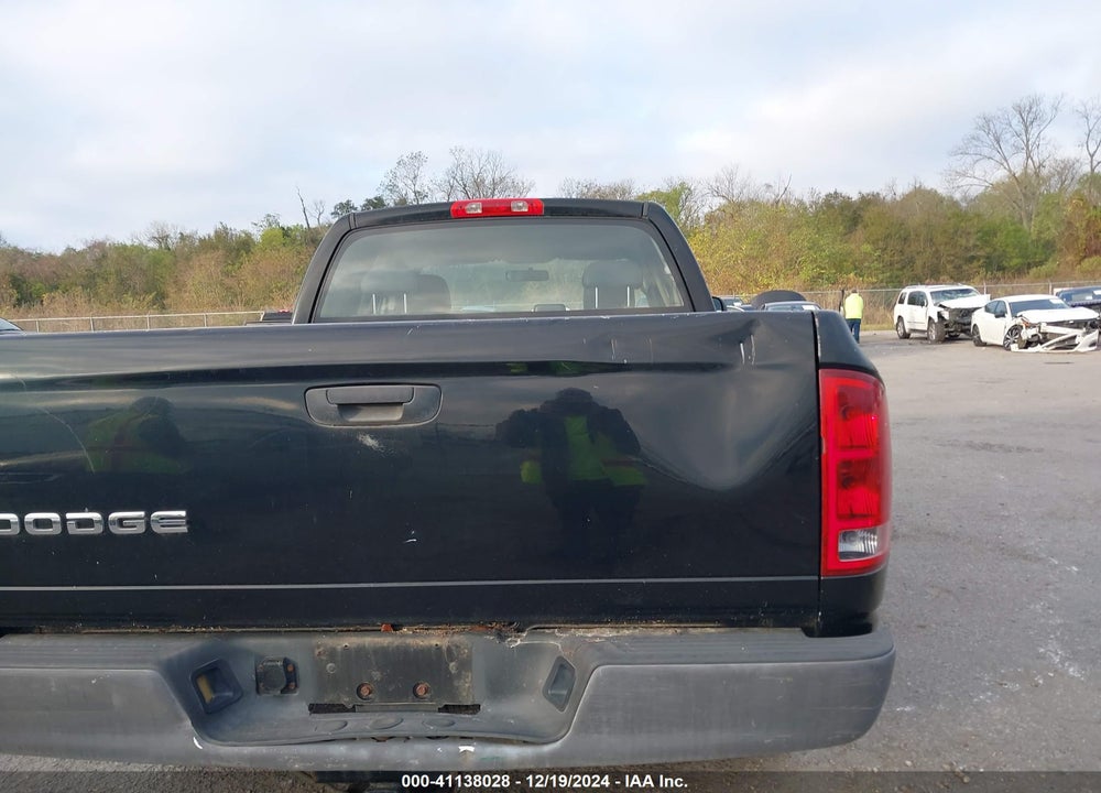 2004 DODGE RAM 1500 ST VIN: 1D7HA18K74J268173