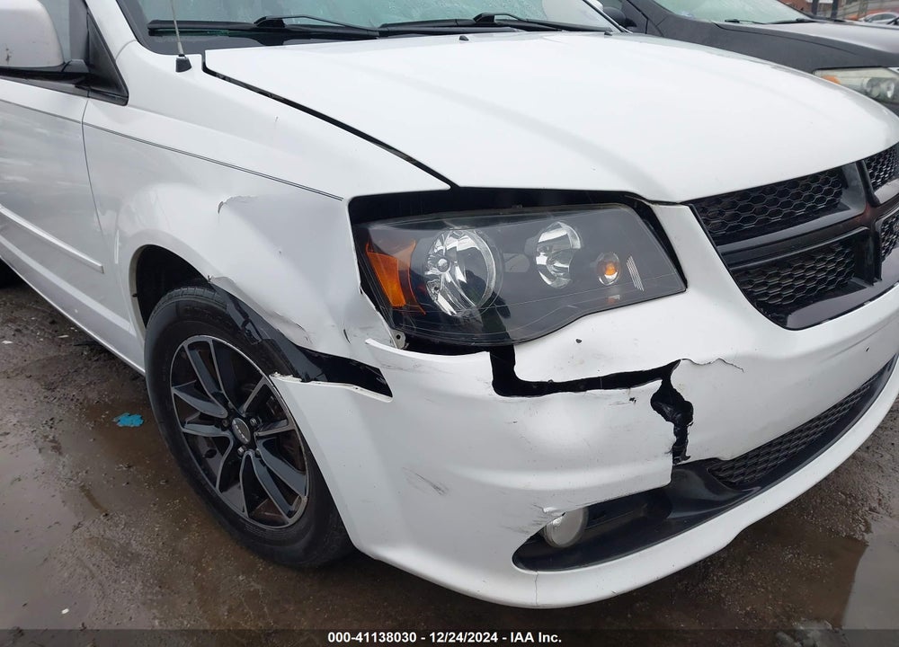 2015 DODGE GRAND CARAVAN SXT VIN: 2C4RDGCG4FR625366