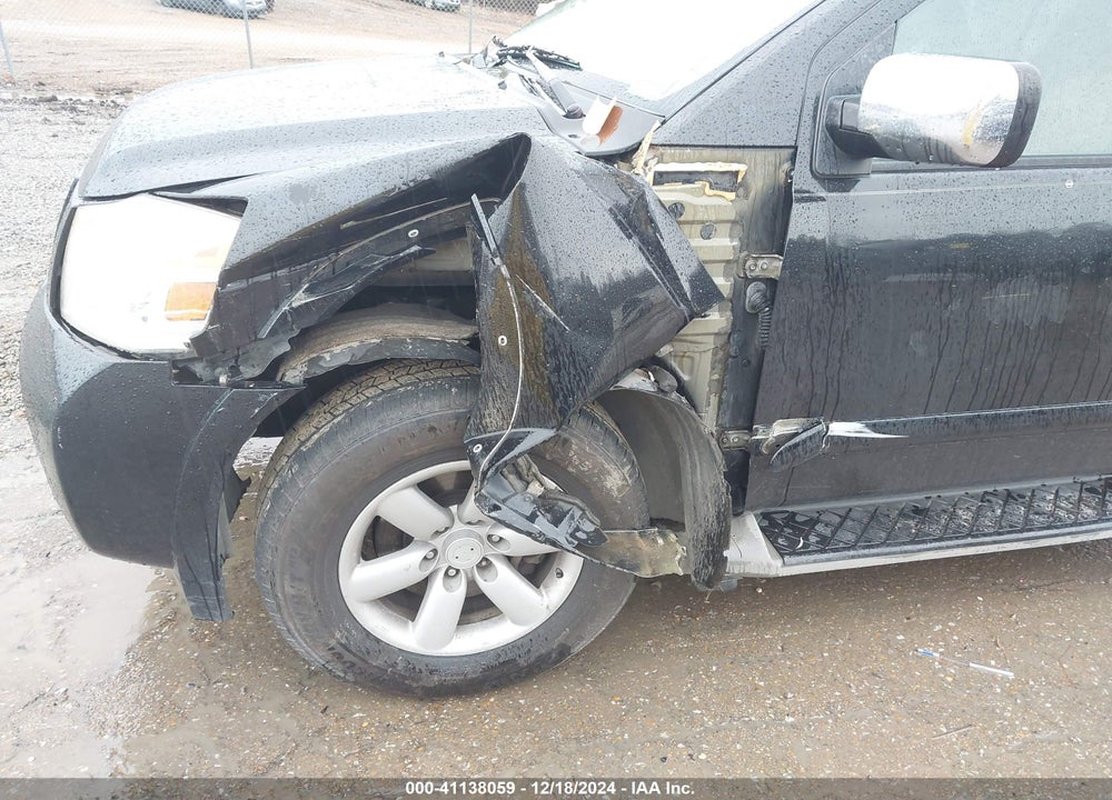 2011 NISSAN ARMADA SV VIN: 5N1BA0ND3BN624524