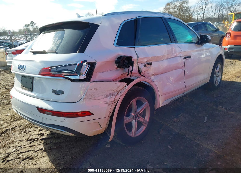 2021 AUDI Q5 PREMIUM 45 TFSI QUATTRO S TRONIC VIN: WA1AAAFY6M2124945
