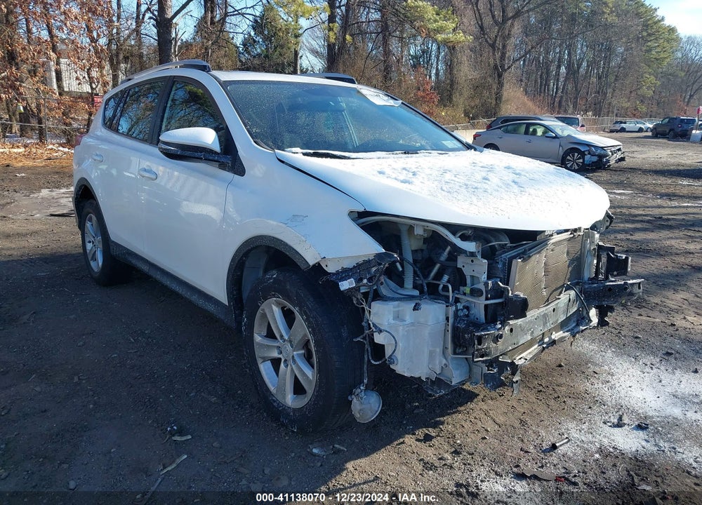 2013 TOYOTA RAV4 XLE VIN: JTMRFREV2DD042571