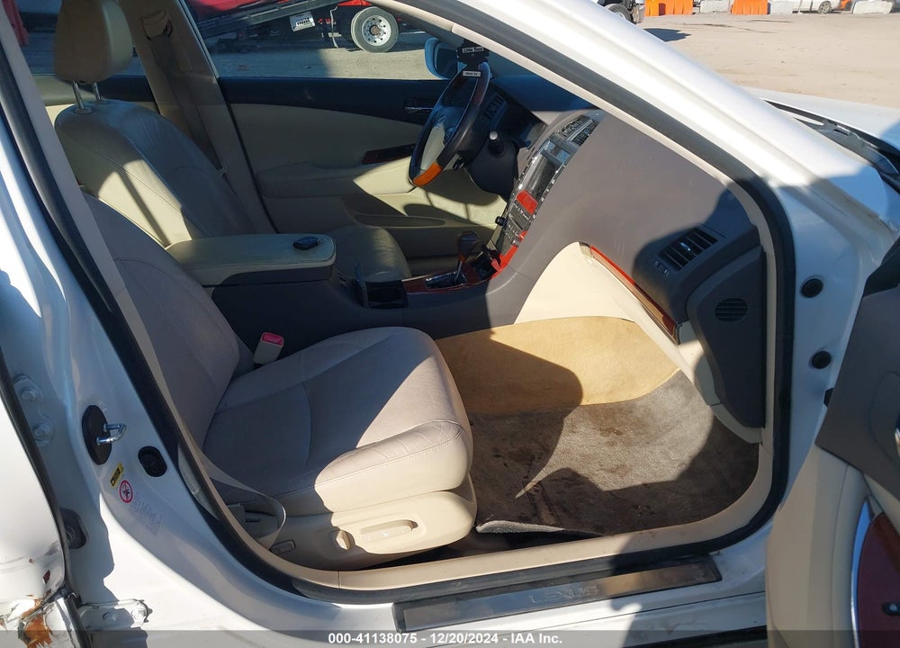 2010 LEXUS ES 350 VIN: JTHBK1EG3A2353819