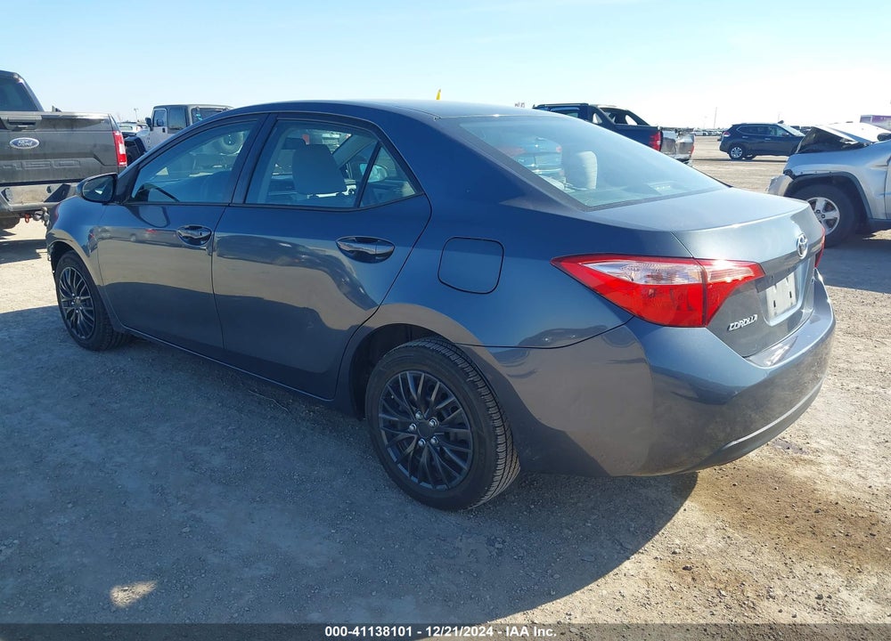 2018 TOYOTA COROLLA LE VIN: 5YFBURHE6JP765013