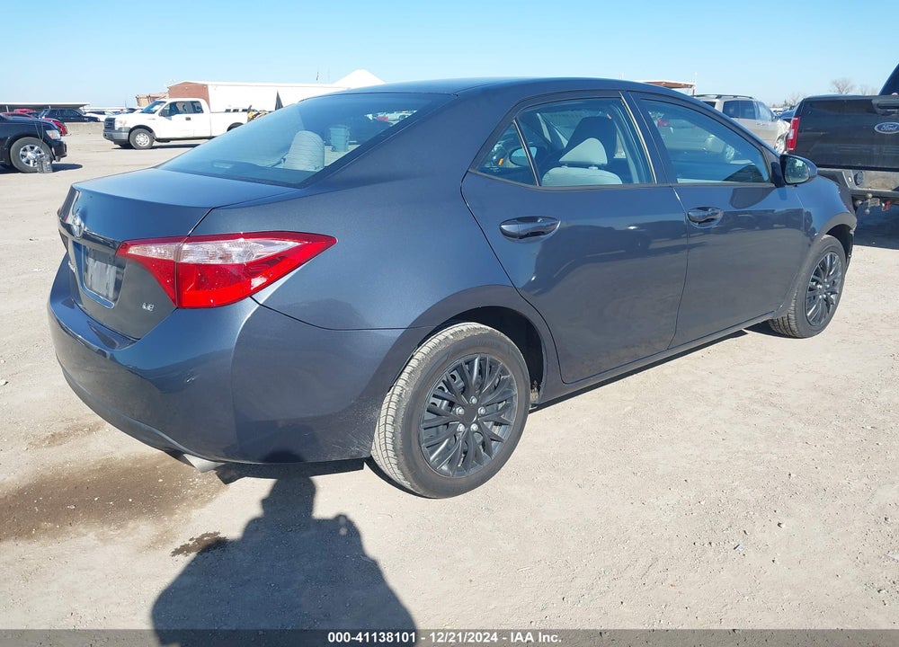 2018 TOYOTA COROLLA LE VIN: 5YFBURHE6JP765013