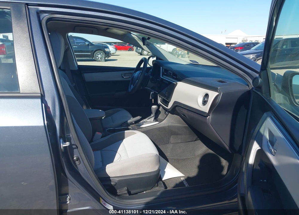 2018 TOYOTA COROLLA LE VIN: 5YFBURHE6JP765013