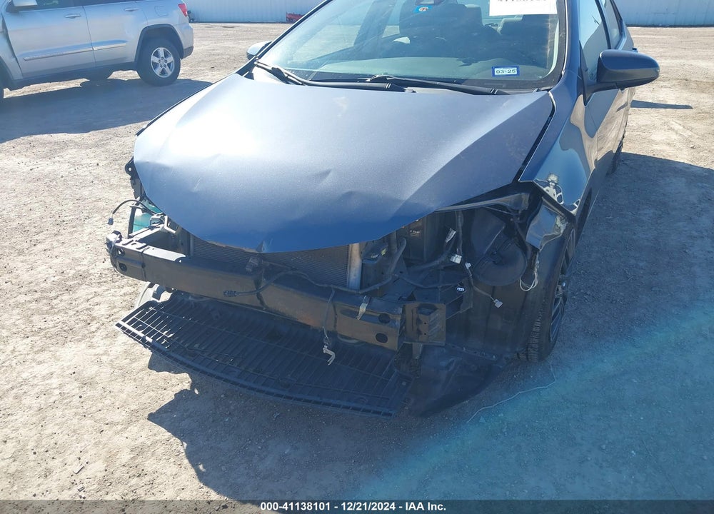 2018 TOYOTA COROLLA LE VIN: 5YFBURHE6JP765013