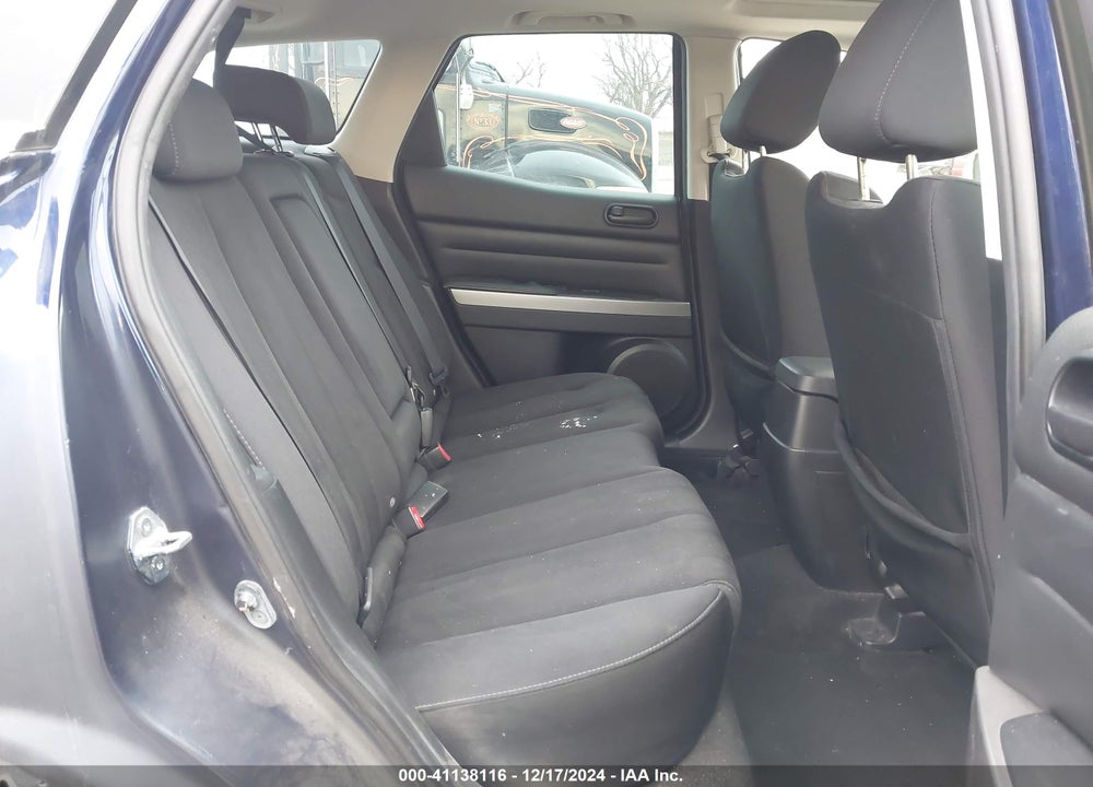 2011 MAZDA CX-7 I SPORT VIN: JM3ER2B56B0374834